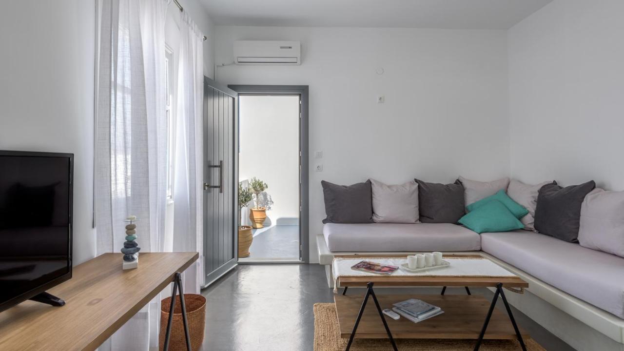 Anita Rooms & Suites Milos Adamantas  Exterior photo