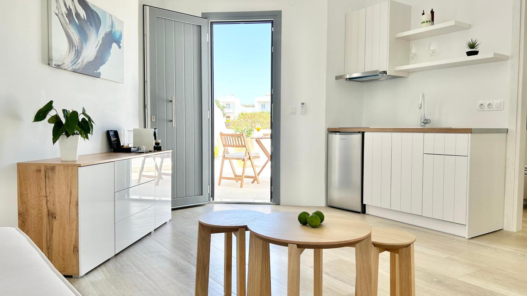 Anita Rooms & Suites Milos Adamantas  Exterior photo