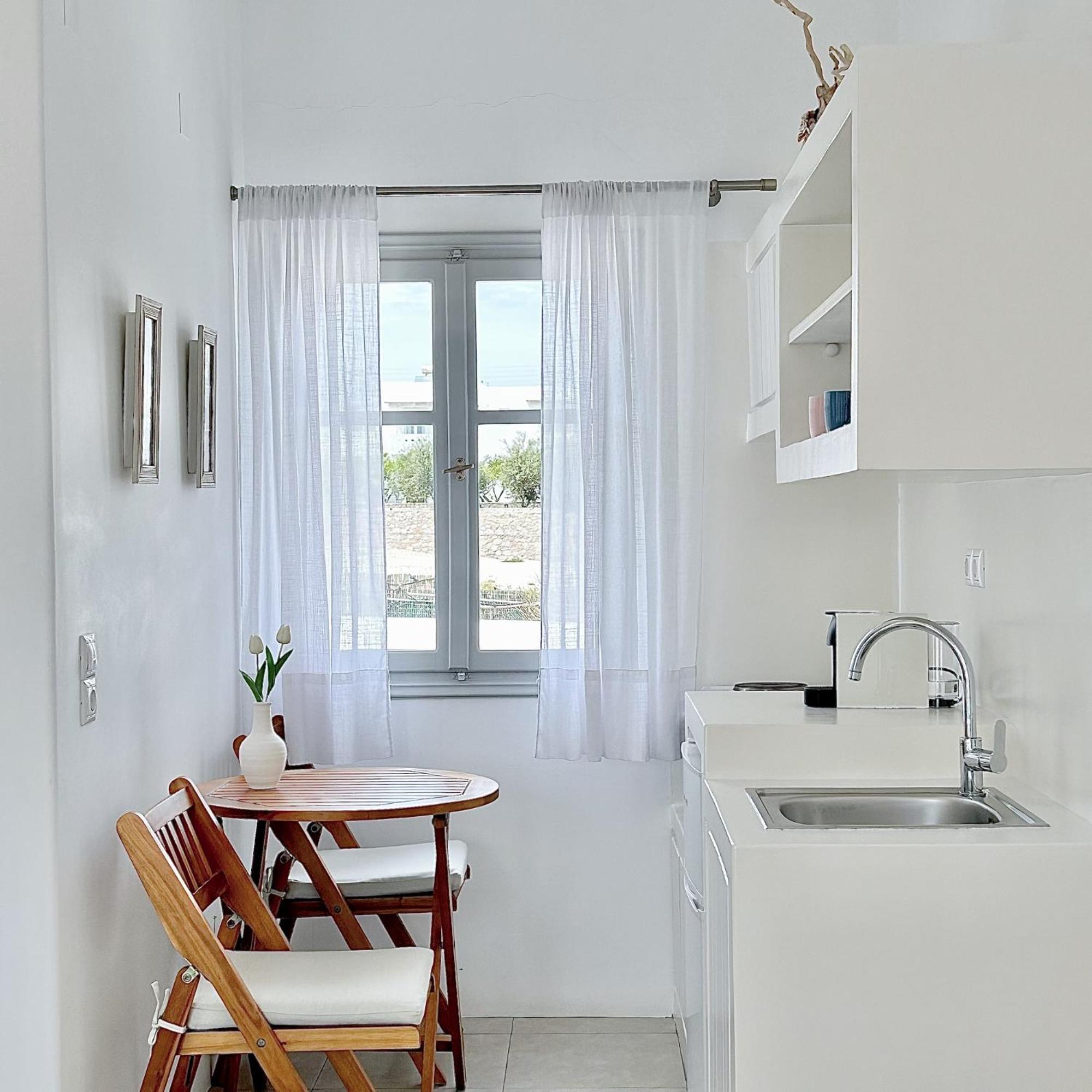 Anita Rooms & Suites Milos Adamantas  Exterior photo