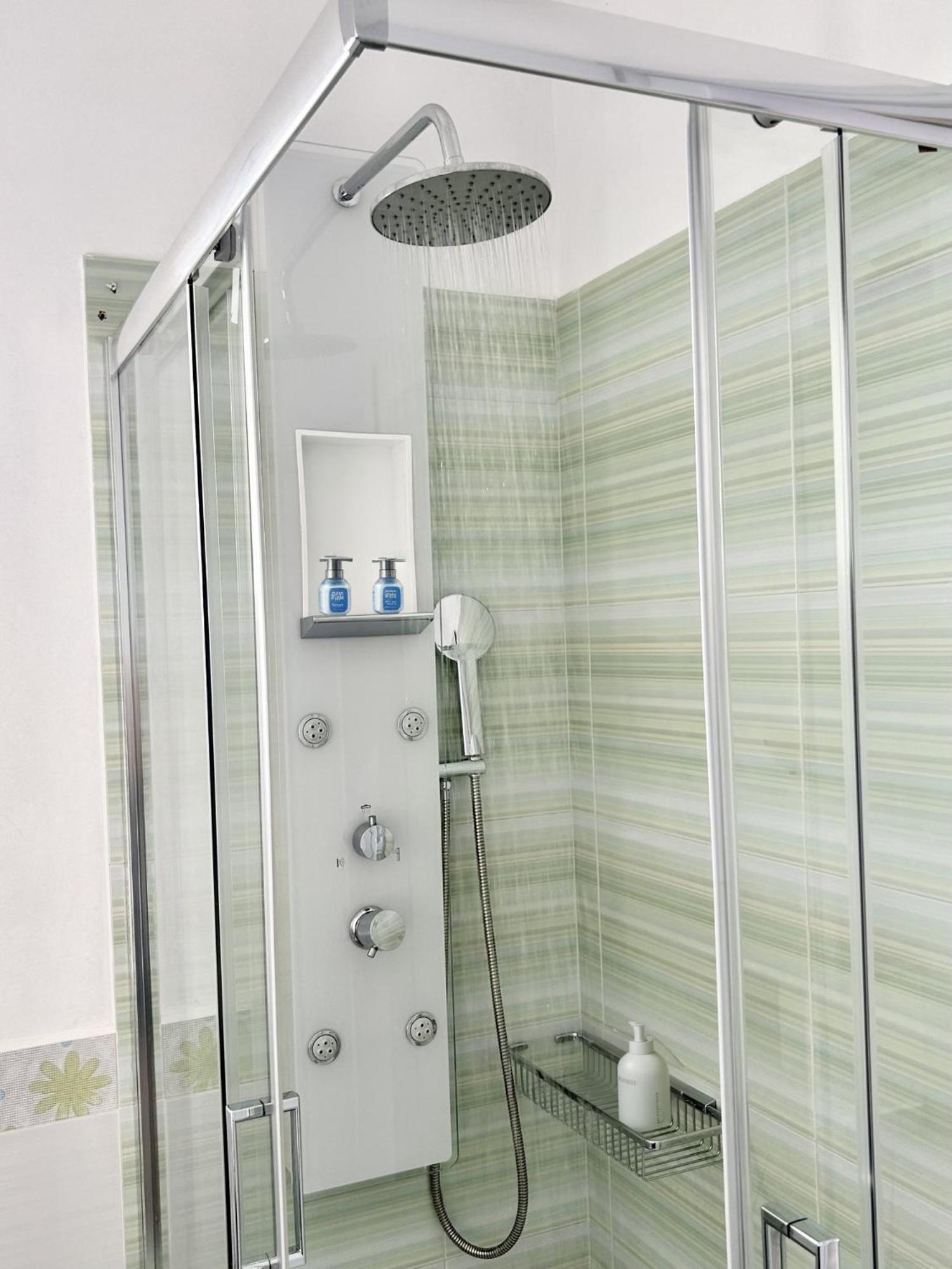 Anita Rooms & Suites Milos Adamantas  Exterior photo